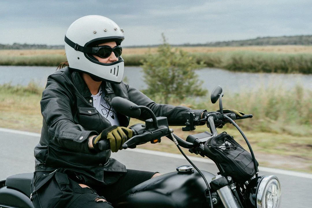 Onyx Women's Leather Motorcycle Shirt - Image 4